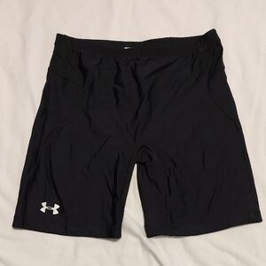 Under Armour Black Women's Athletic Compression Shorts with Logo